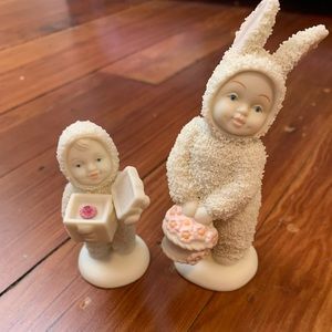 Department 56 October birth stone snow bunny/baby